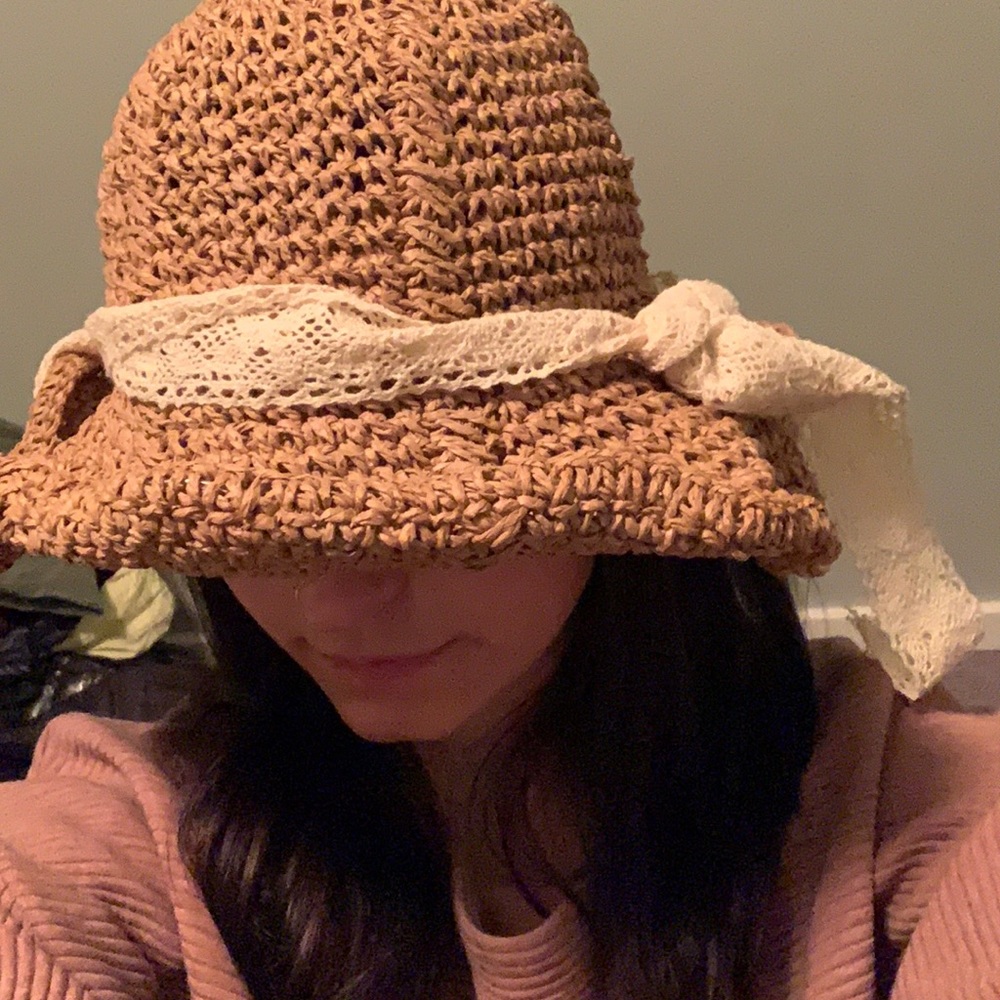 Never been used Rack sun hat